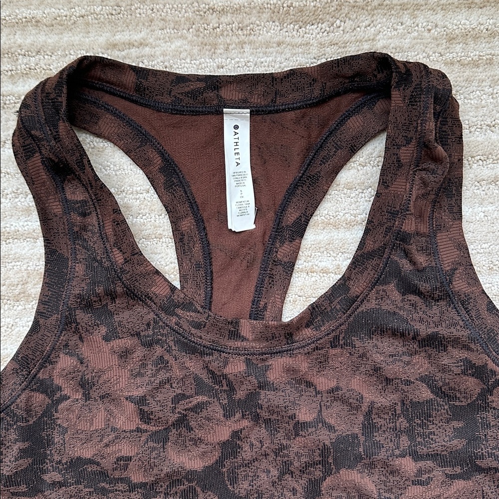 Like New: Athleta Momentum Floral Tank Top Seamless Racerback Brown Small - Picture 7 of 14